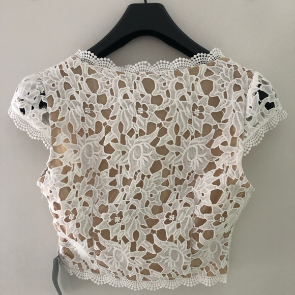 LULUS Special Moments White Lace Top ( size SMALL ) - Picture 6 of 9